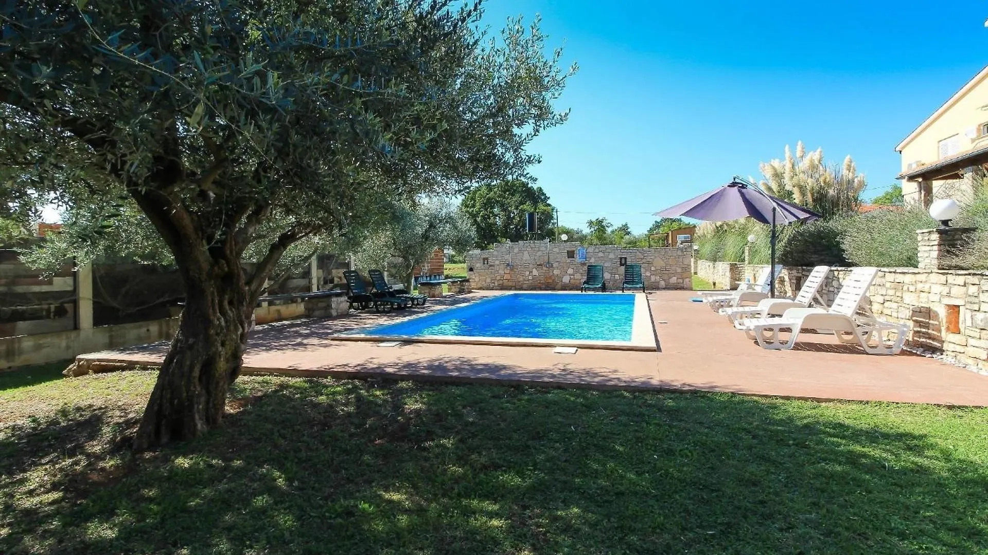 Holiday home Ferienhaus Mit Privatpool Fuer 8 Personen Ca 210 Qm In Pavicini, Istrien Suedkueste Von Istrien Croatia